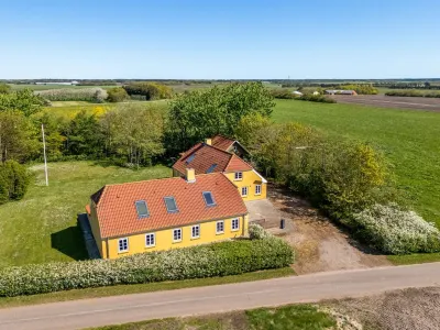 "Quirina" - 6km from the sea Hotels near Willer Keramik