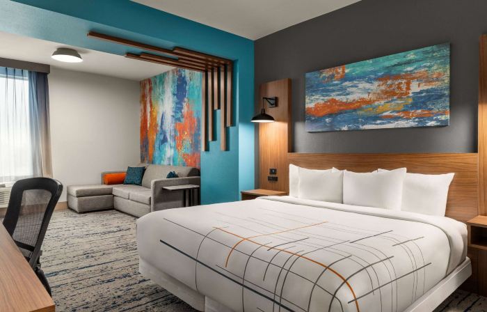La Quinta Inn & Suites by Wyndham Austin South