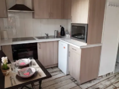 Cozy in Downtown with free parking