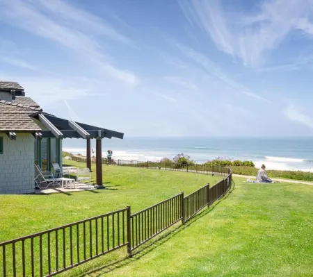 Outdoor Pool and Hot Tub - Tranquil Coastal Sanctuary