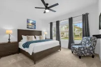 Private Plunge Pool and Alfresco Dining - Luxurious Modern Townhouse Hotels in Polk County