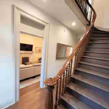 Lincoln Locale - Newly Renovated 4-Bed in Charming Italian Village near High St Others