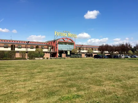 Hotel Motel Futura Отели рядом с достопримечательностью «Beach Asd e Ps»