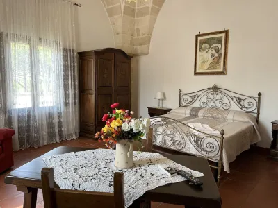 Casette Masseria la Camardia Hotels in Lizzano