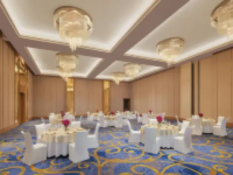 Courtyard by Marriott Bhopal ボーパールのホテル