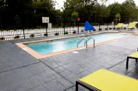 斯萊德爾萬豪SpringHill Suites酒店 - 泳池