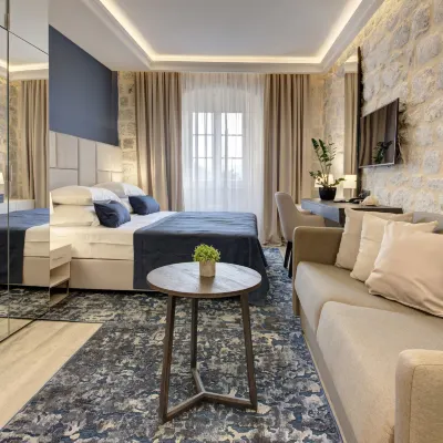 Heritage Hotel Leon Coronato Отели рядом с достопримечательностью «Пераст»