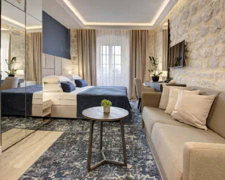 Heritage Hotel Leon Coronato Hotels in Perast