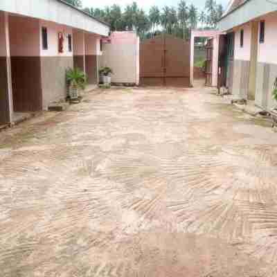 Hôtel Gloria Théos Divo Others