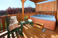 Howling Wolf - One Bedroom Cabin