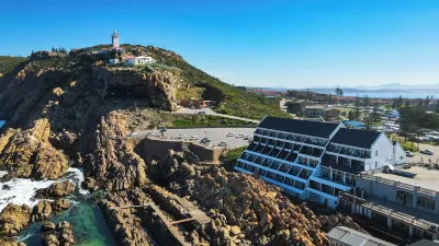 The Point Hotel & Spa