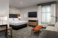 Homewood Suites by Hilton Louisville Airport Các khách sạn ở Louisville