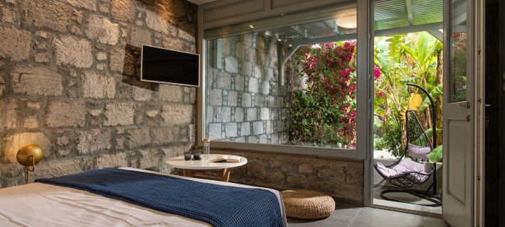 Melagrana Hotels in Milos