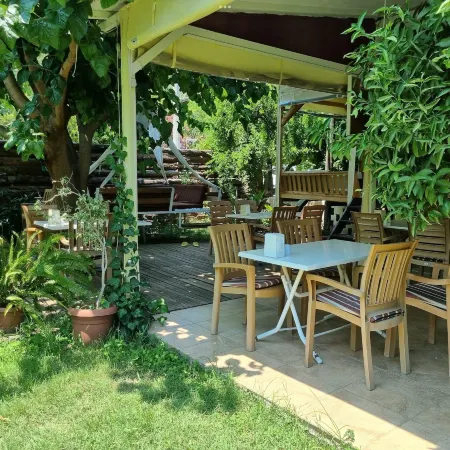 Sunset Boutique Hotel & Apartments