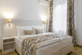Central Belgrade Apartment 4