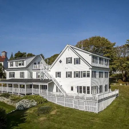 East Wind Inn on the Water