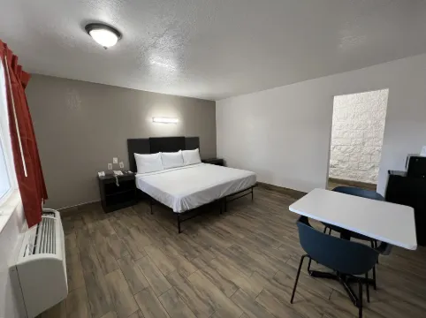 Motel 6 Orange, CA - Anaheim