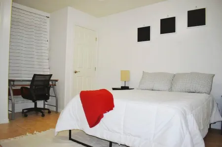 2Bd 2BT Apt Near University