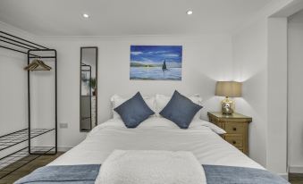 Upper Rock Brighton Apartments