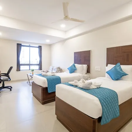 Monday Hotels Swarnas the Capital
