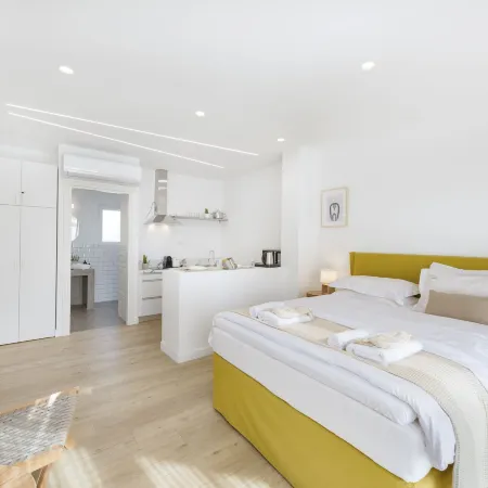 Maryflower Premium Apartments Piraeus