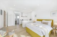 Maryflower Premium Apartments Piraeus Hotel a 