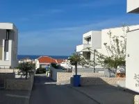 Anabella Apartment - Jacuzzi & Infra Sauna Hotels in Novalja