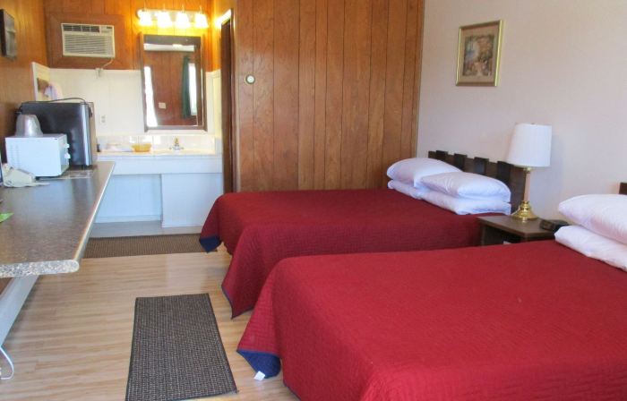 Falls Motel