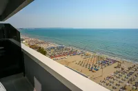 Adria Palace Hotels in Shkallnur