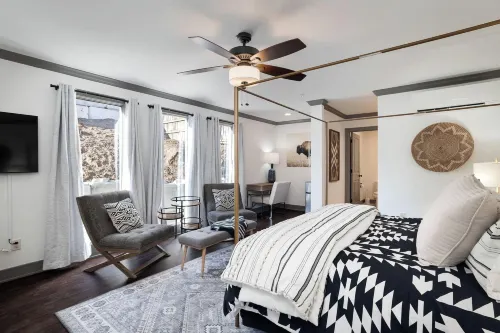 Park House on Main Hotels in Platte County