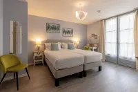 Hôtel-Restaurant des Augustins Hotel di Les Eyzies-De-Tayac-Sireuil
