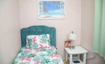Lovely 2 Bedroom Apt 4 Warm, Cosy, Comfortable