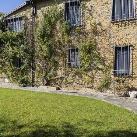 Villa San Massimo with Pool by Wonderful Italy