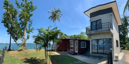 Somphoch Garden Отели рядом с достопримечательностью «Chao Por Koh Chang Shrine»