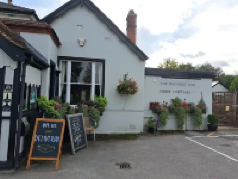 The Inn West End Hotéis em 