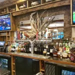 Decoys - bar