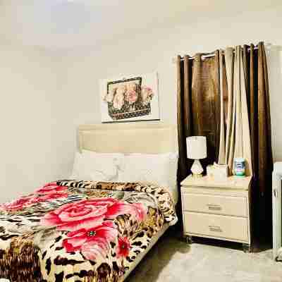 FearlessRose Vacation Rental Rooms