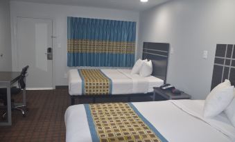 Travelers Inn