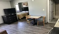Palace Inn & Suites - Newport News/Jefferson Ave Hotels in Smithfield