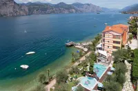 벨피오레 파크 호텔 S Brenzone sul Garda 호텔