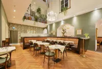 Palais-Hotel Erzherzog Johann - breakfast