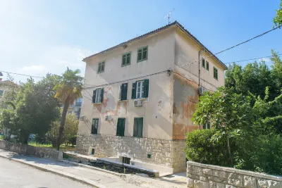 Best Location Rooms Hotels near Port of Split