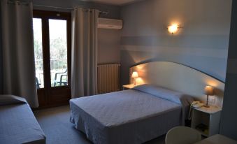 Hotel Cyrnea