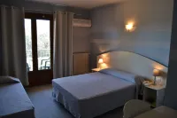 Hotel Cyrnea