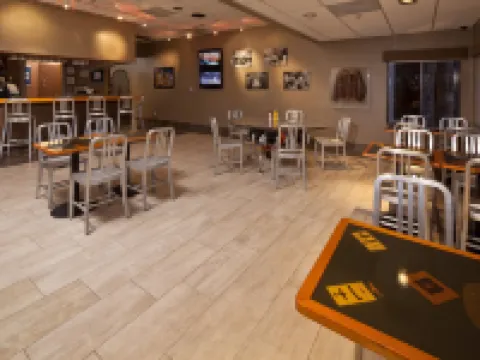 斯科特斯德雷鳥貝斯特韋斯特優質套房酒店 斯科特斯德酒店