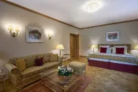 Hotel Vereina - Parkplatz