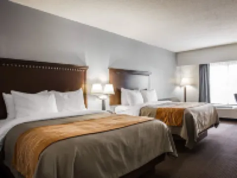 Comfort Inn & Suites Lumberton Central I-95 Hotels in Lumberton