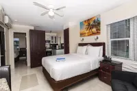 Caribbean Resort by the Ocean Hotels near High Powered Graphics