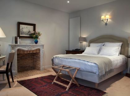 Hôtel de Londres · Hôtel à Fontainebleau