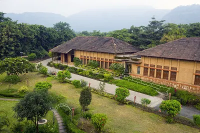 Govardhan Eco Village Hotel di Palghar